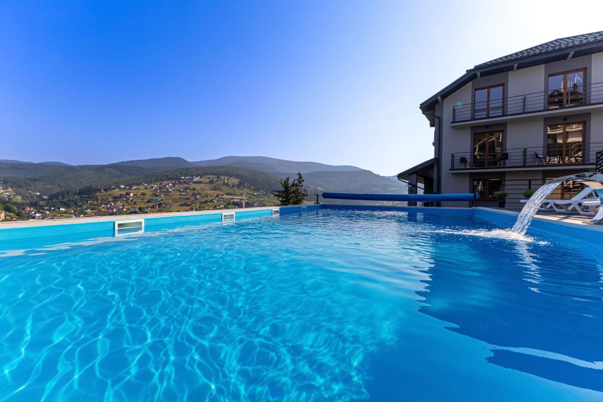 Севеней Готель Bukovel Dış mekan fotoğraf
